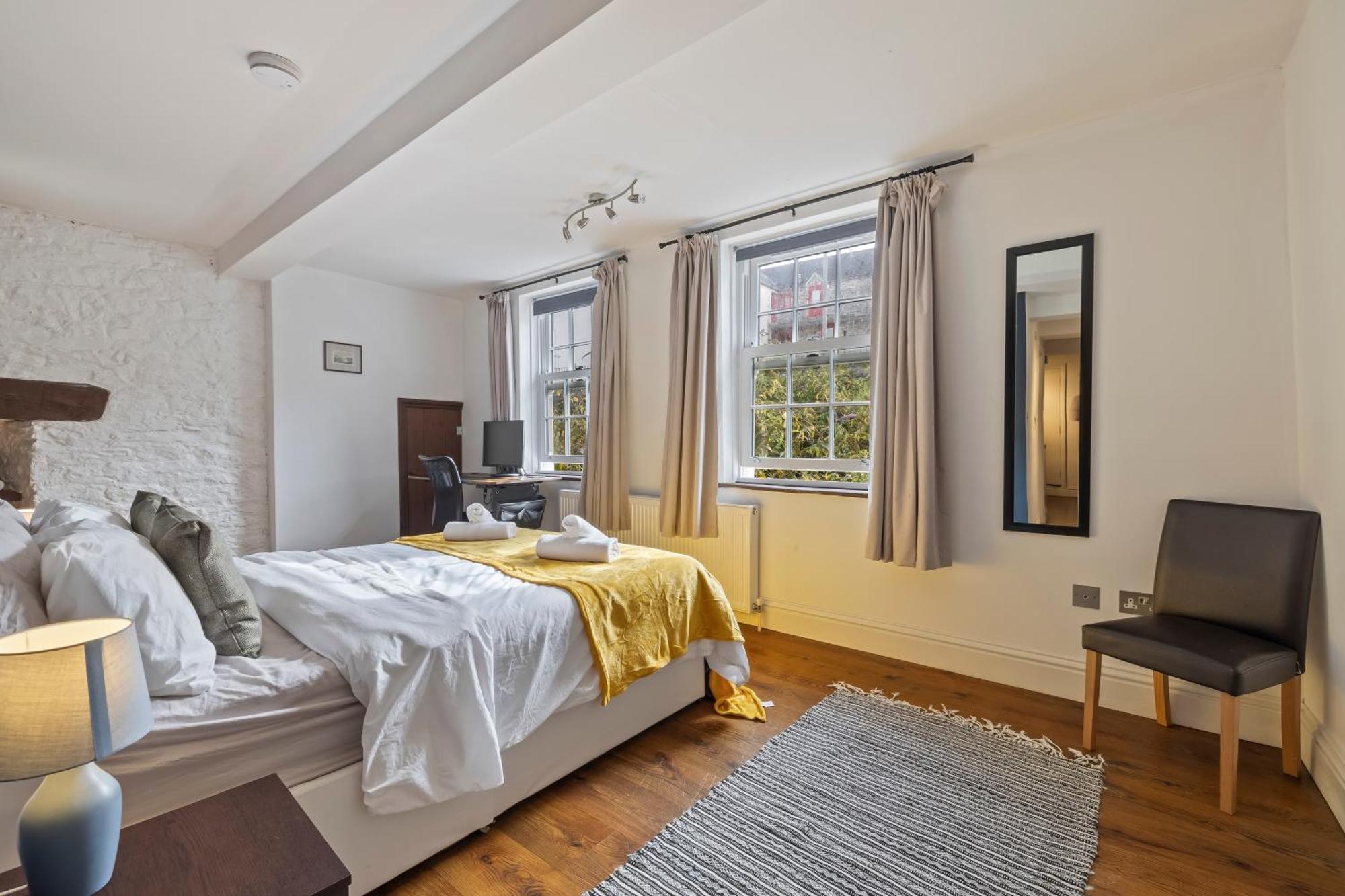 Timeless 400-Year-Old Historic Flat Apartment