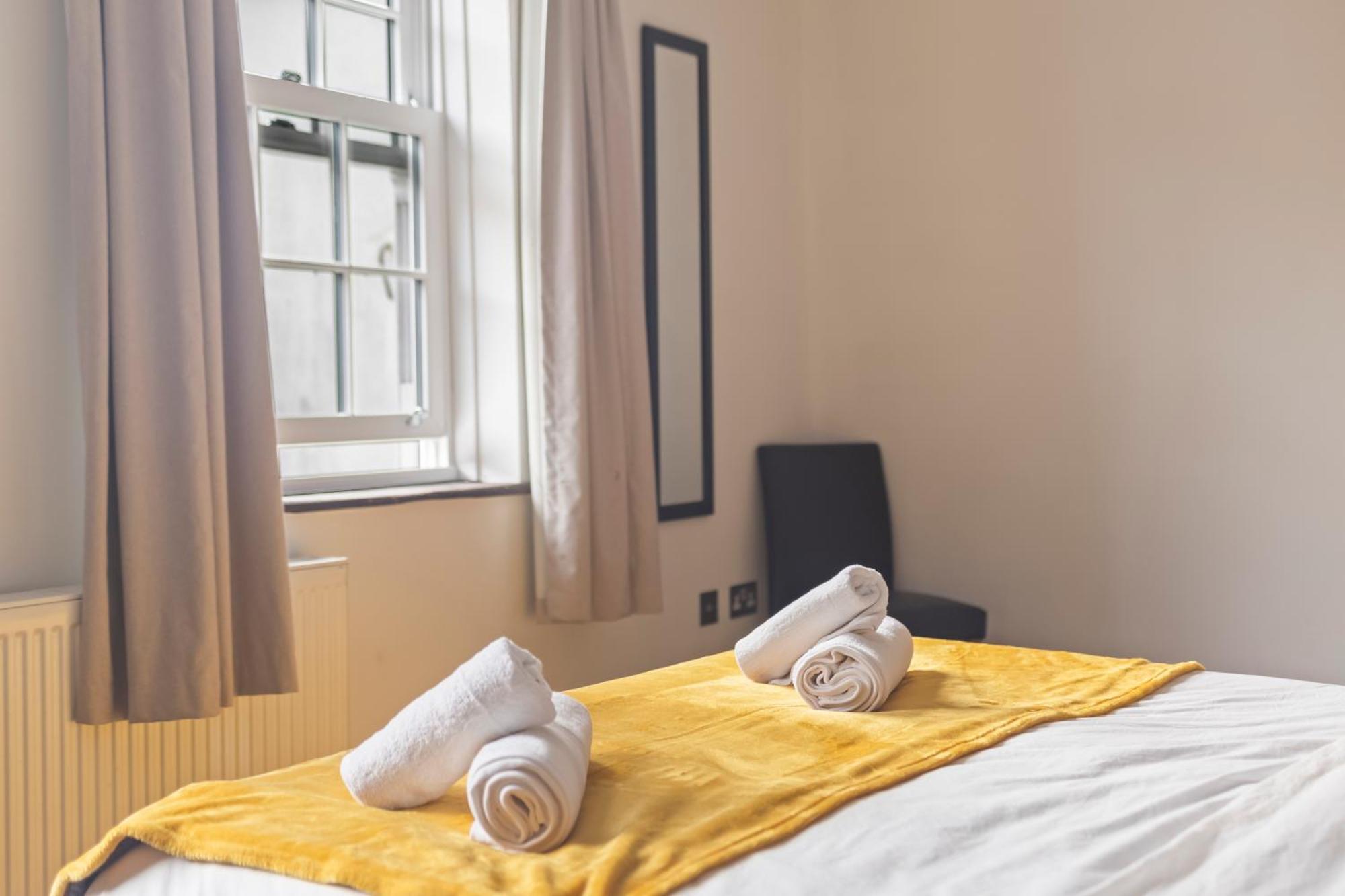 Timeless 400-Year-Old Historic Flat